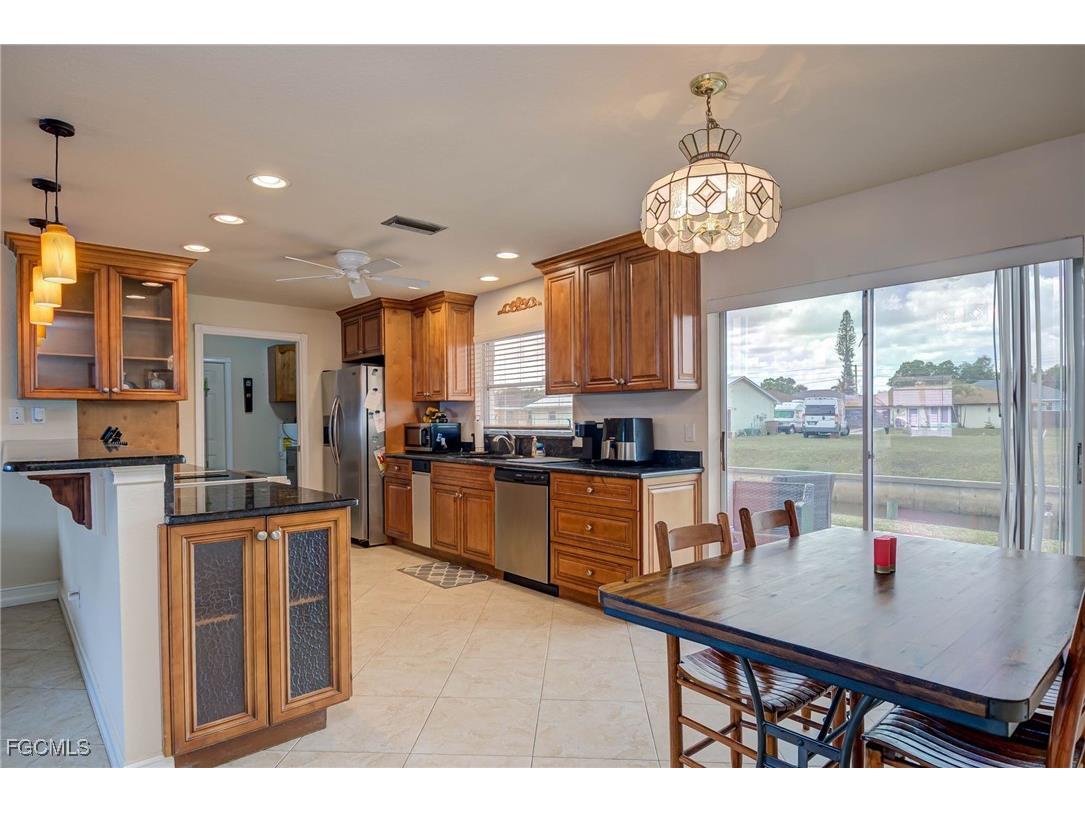 2019 Clarke Avenue Fort Myers FL 33905 2025014575 image6