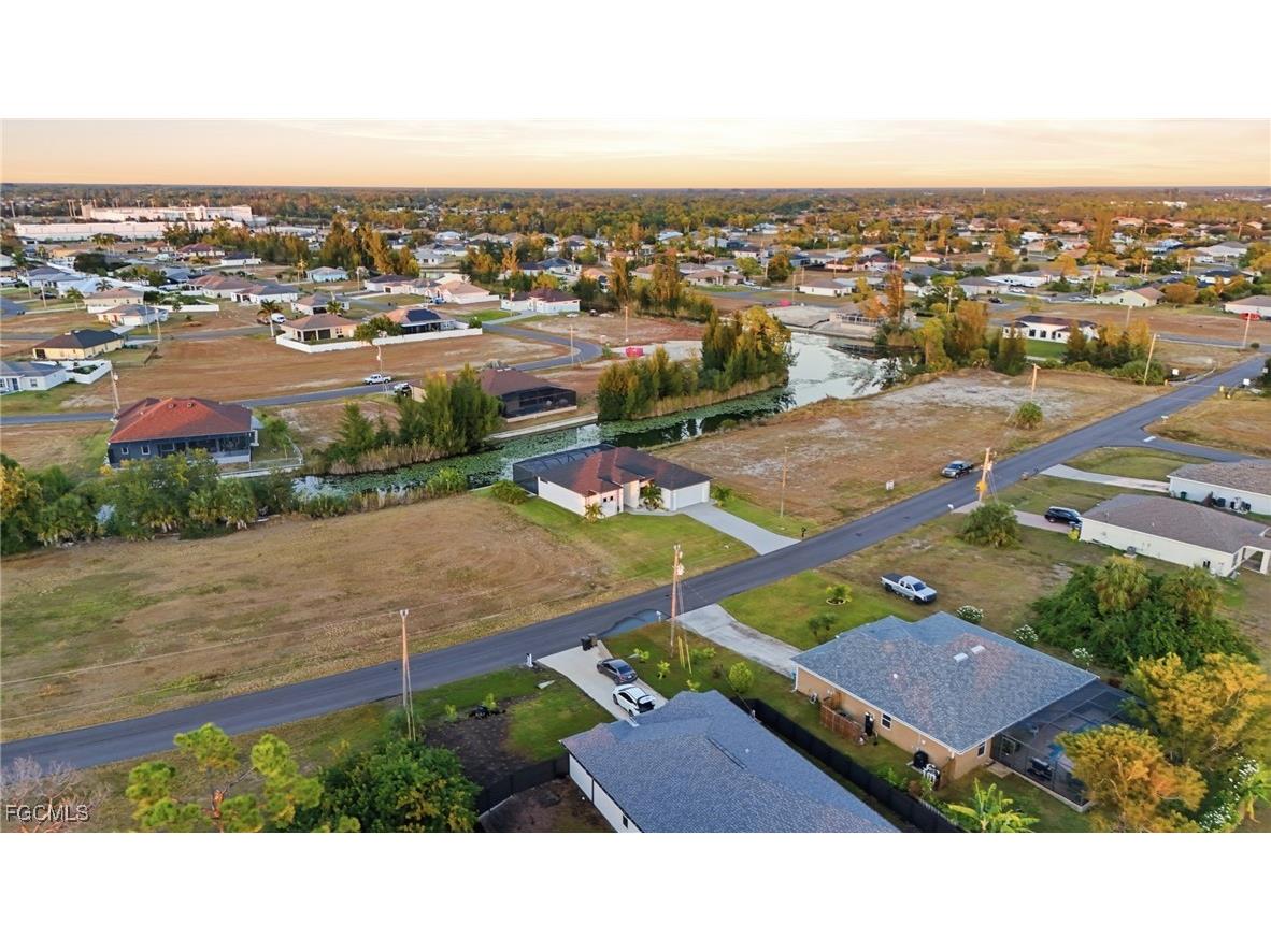 2019 NE 34th Terrace Cape Coral FL 33909 2025020116 image10