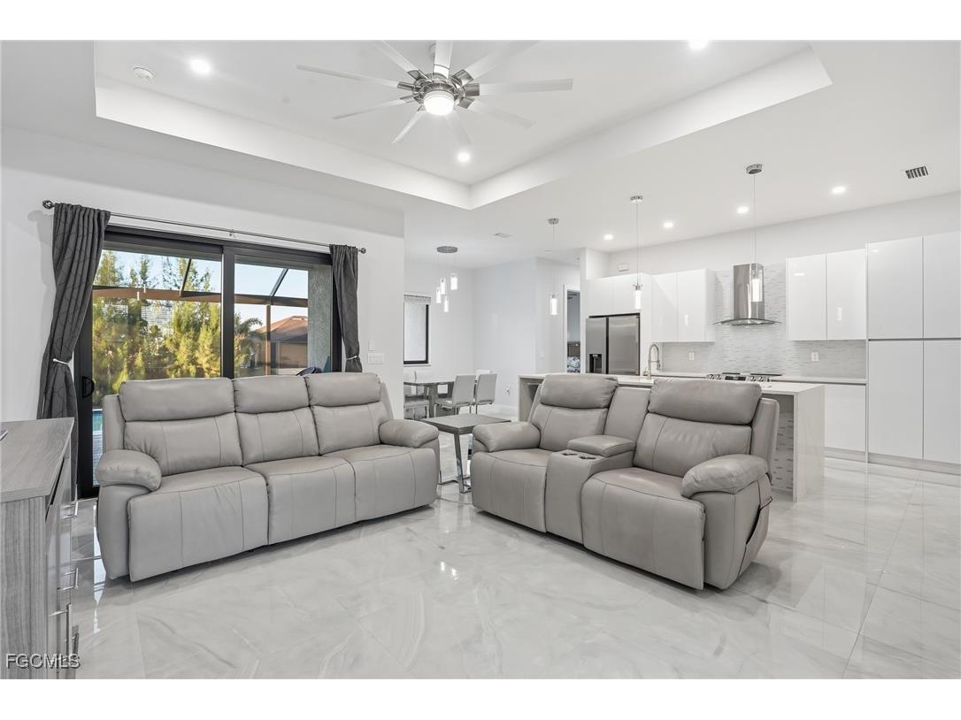 2019 NE 34th Terrace Cape Coral FL 33909 2025020116 image12