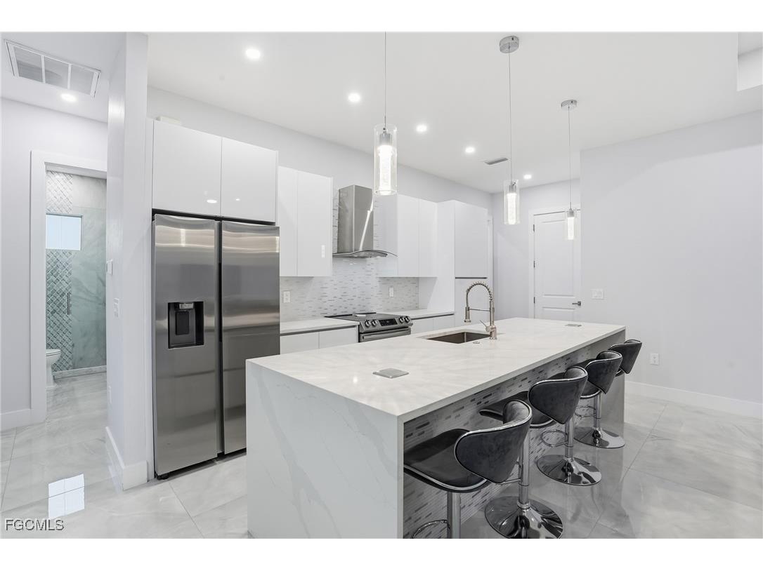 2019 NE 34th Terrace Cape Coral FL 33909 2025020116 image14