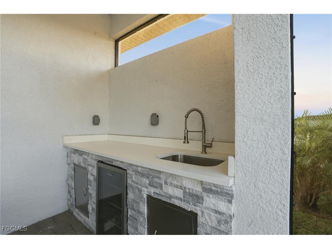 2019 NE 34th Terrace Cape Coral FL 33909 2025020116 image34