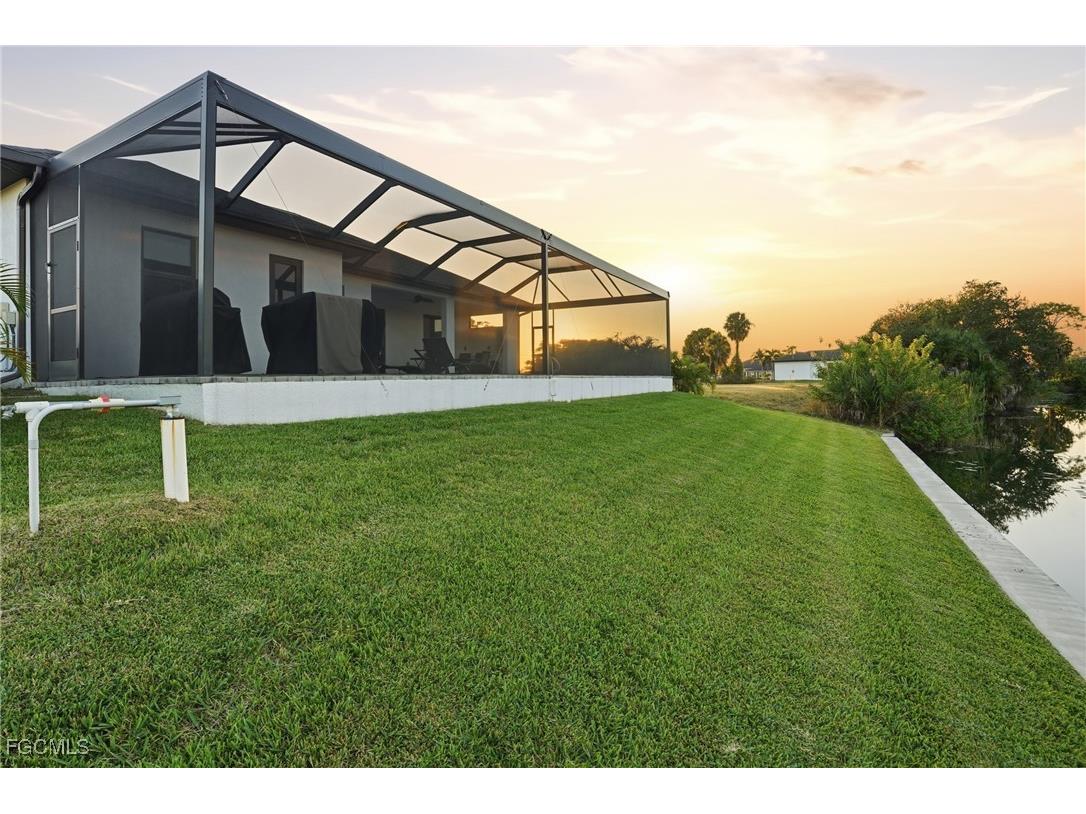 2019 NE 34th Terrace Cape Coral FL 33909 2025020116 image7