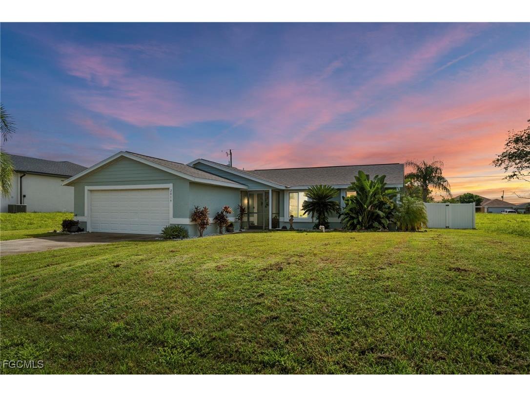 2019 NE 9th Place Cape Coral FL 33909 2025002669 image1