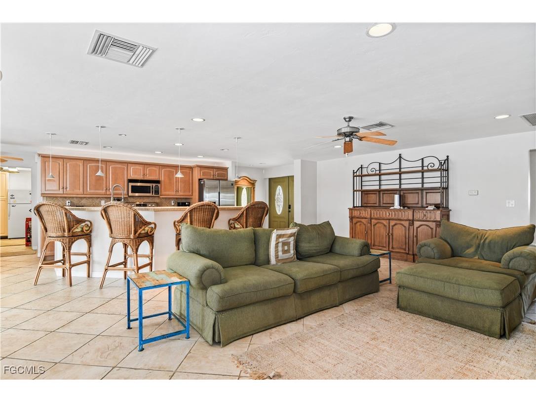 2019 SE 28th Terrace Cape Coral FL 33904 2025014395 image13