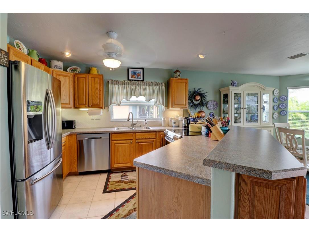 2019 SW 43rd Terrace Cape Coral FL 33914 225038215 image12