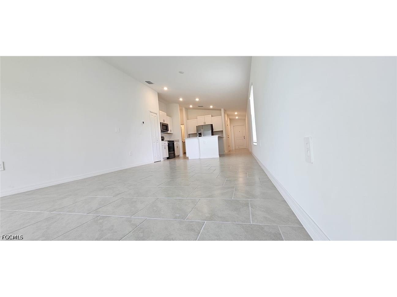 20190 Caroline Creek Place Lehigh Acres FL 33974 2026021220 image4