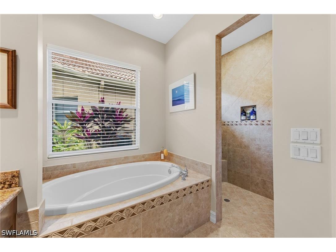 20194 Markward Crossing Estero FL 33928 226014449 image29