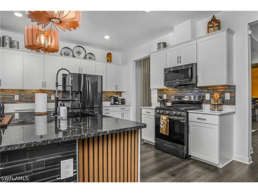 20195 Hartford Boulevard Estero FL 33928 225074760 image10
