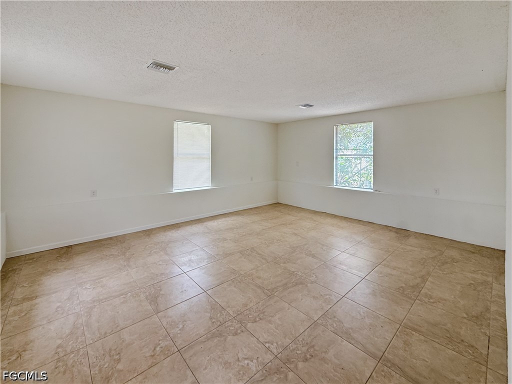 202 2nd Street #L Fort Myers FL 33907 2026011833 image11