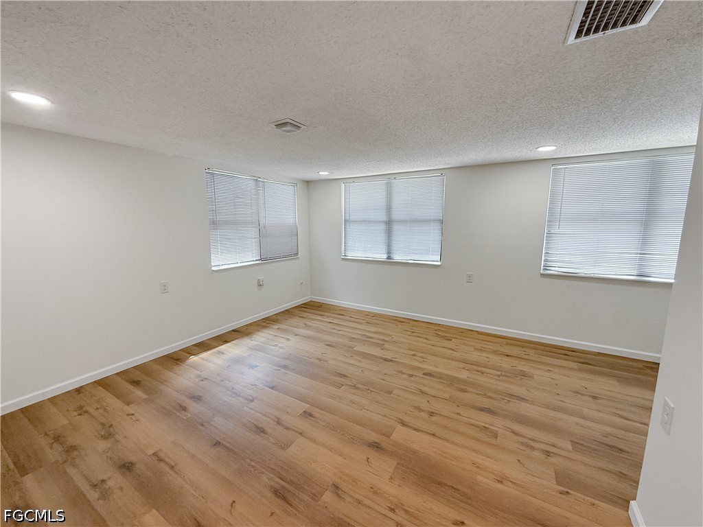 202 2nd Street #L Fort Myers FL 33907 2026011833 image2