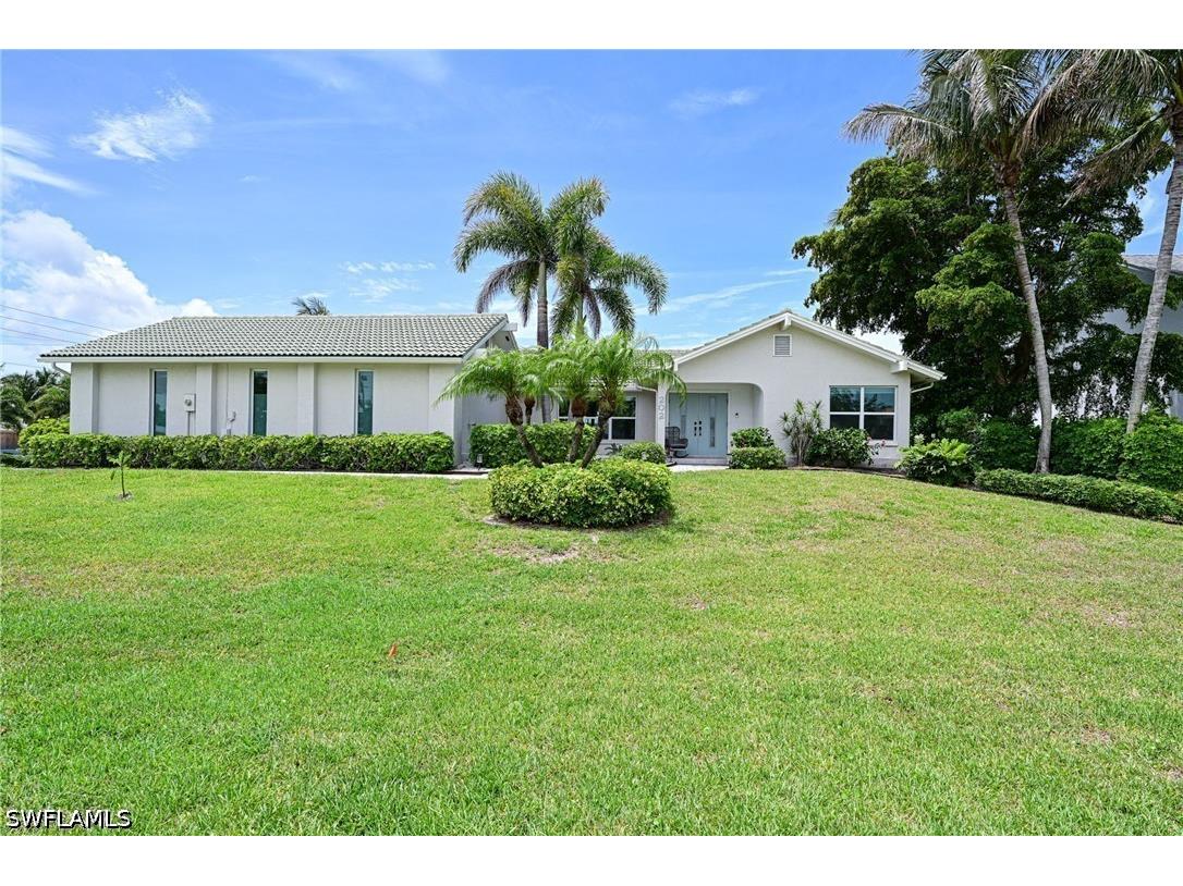 202 6th Street Bonita Springs FL 34134 226021832 image1
