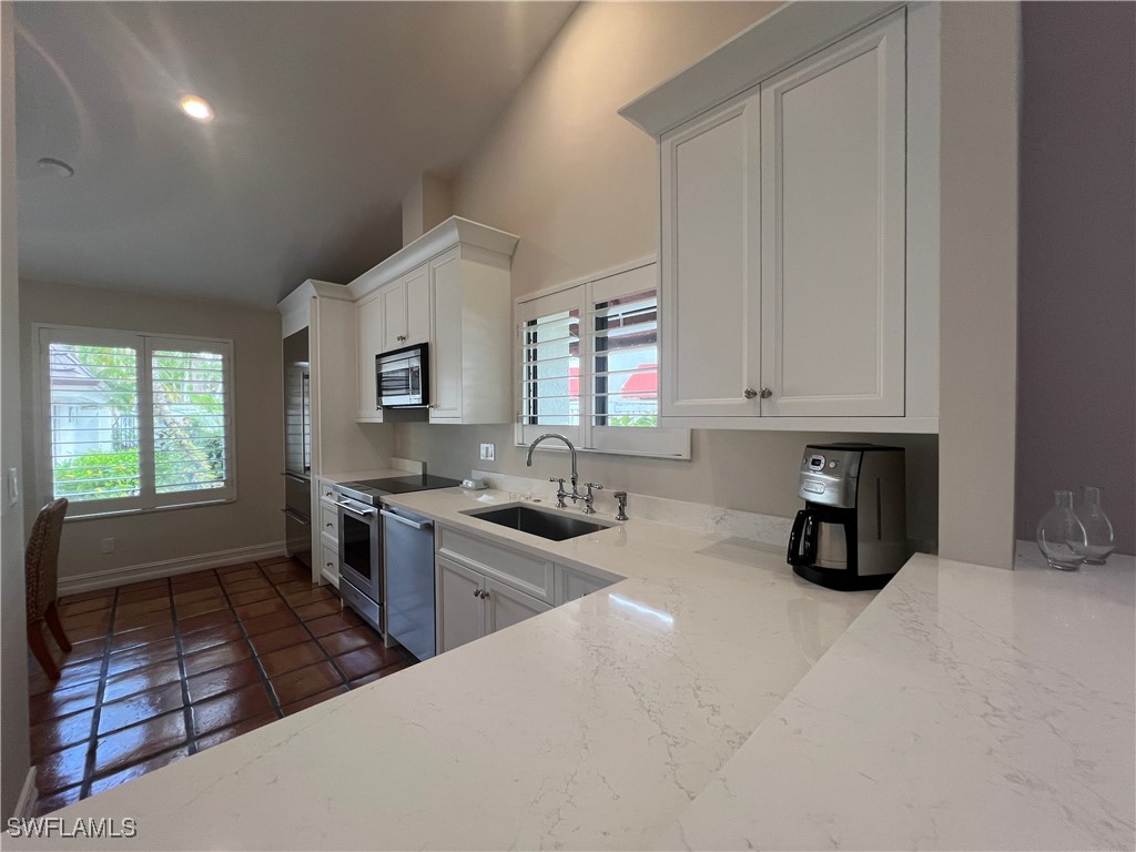 202 Bears Paw Trail #97 Naples FL 34105 225063758 image3