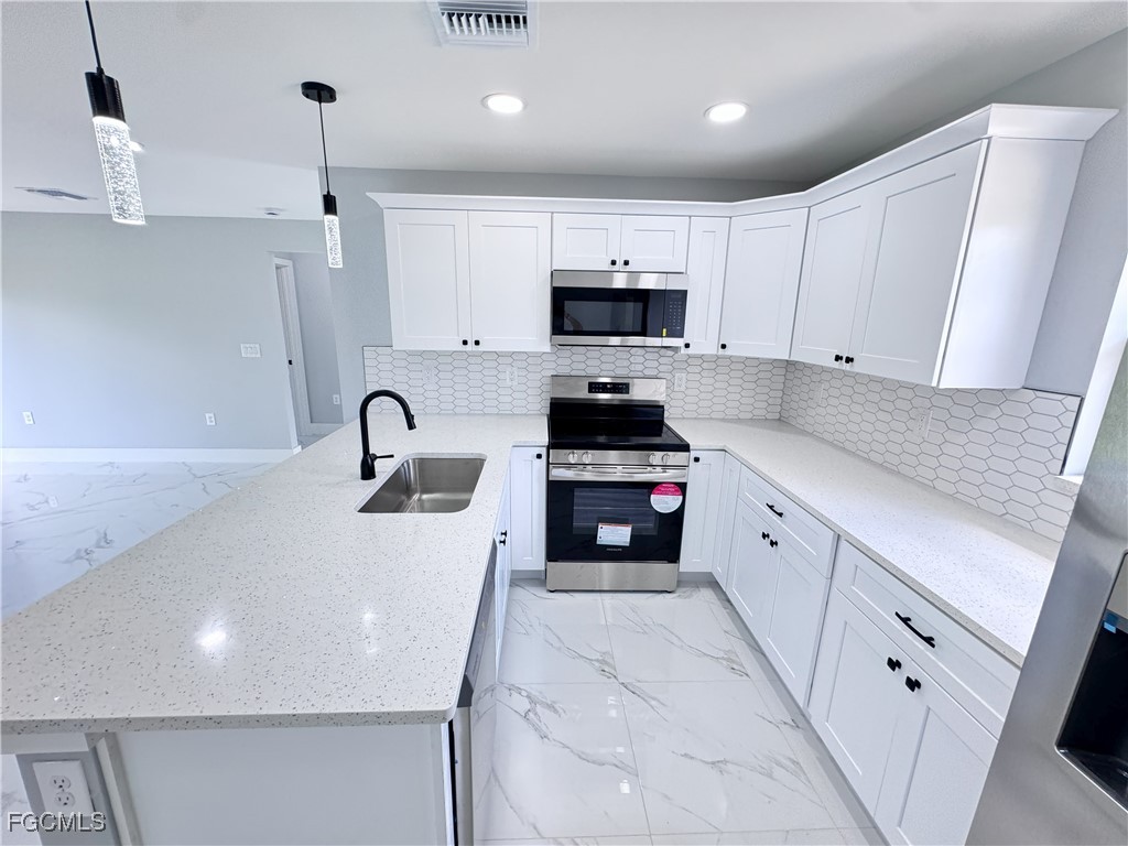 202 Hagan Avenue S Lehigh Acres FL 33974 225010689 image2