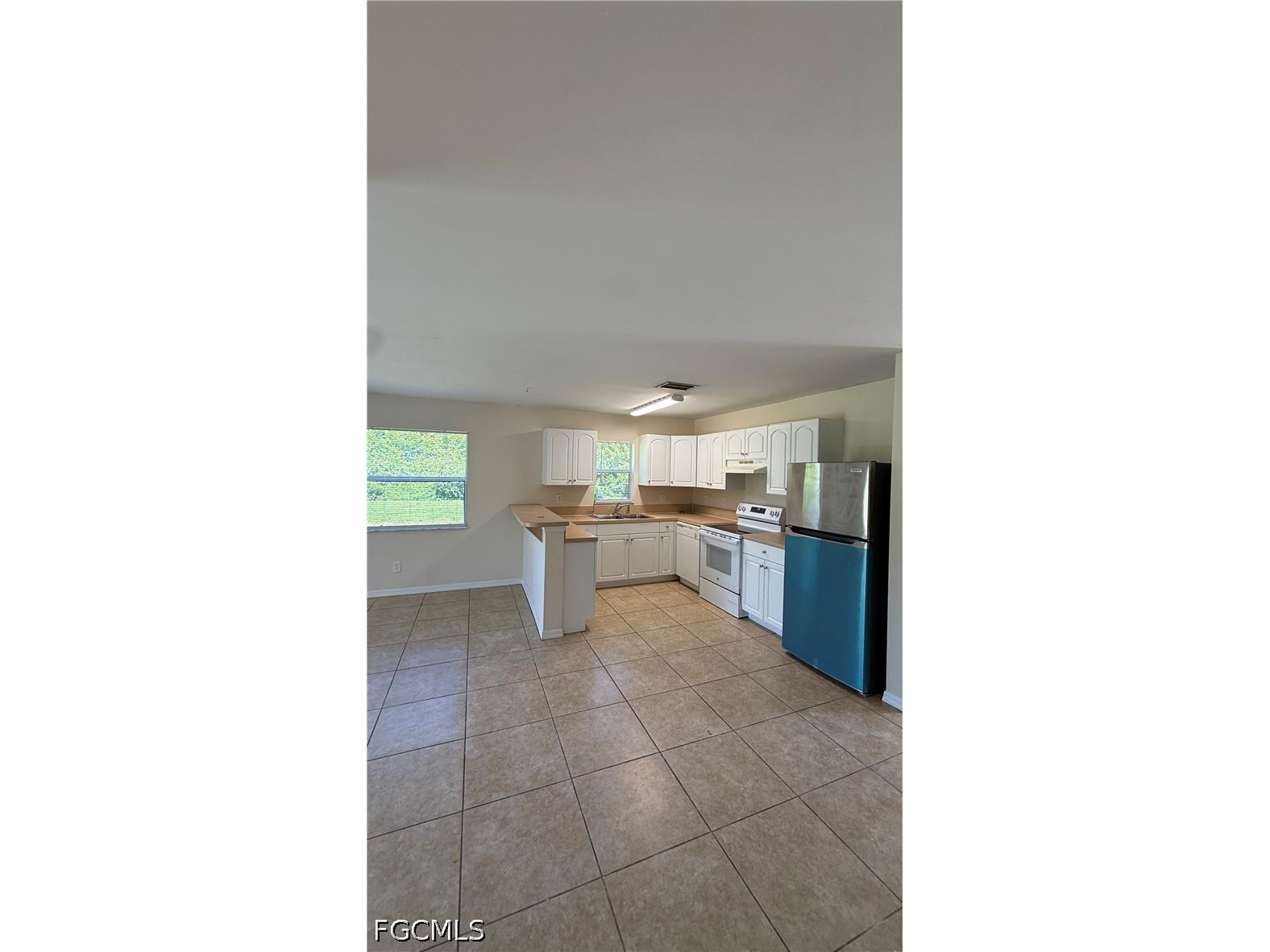 202 Hightower Avenue S Lehigh Acres FL 33973 2026028217 image2