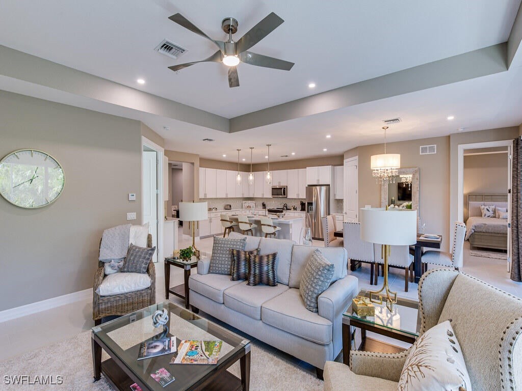 202 Indies Drive E #201 Naples FL 34114 225000307 image1