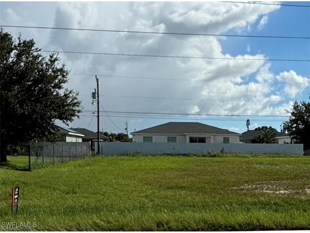 202 Kismet Parkway E Cape Coral FL 33909 225022561 image1
