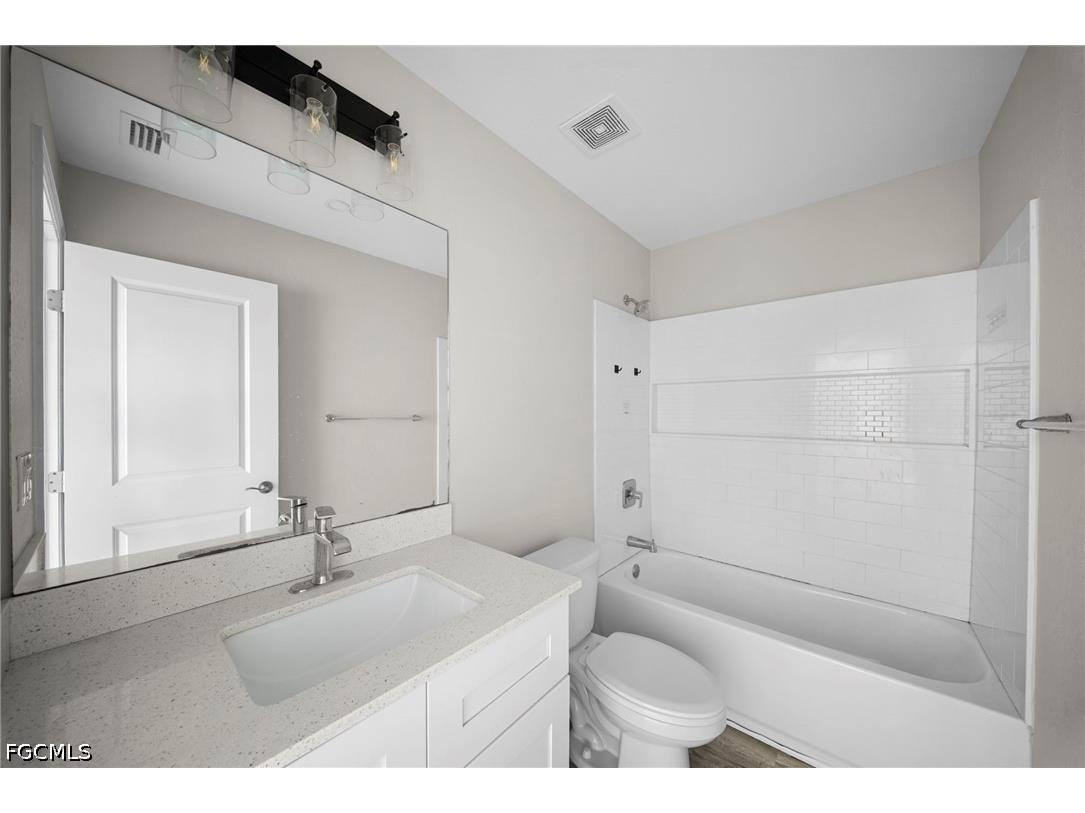 202 NW 25th Place Cape Coral FL 33993 2026021261 image20