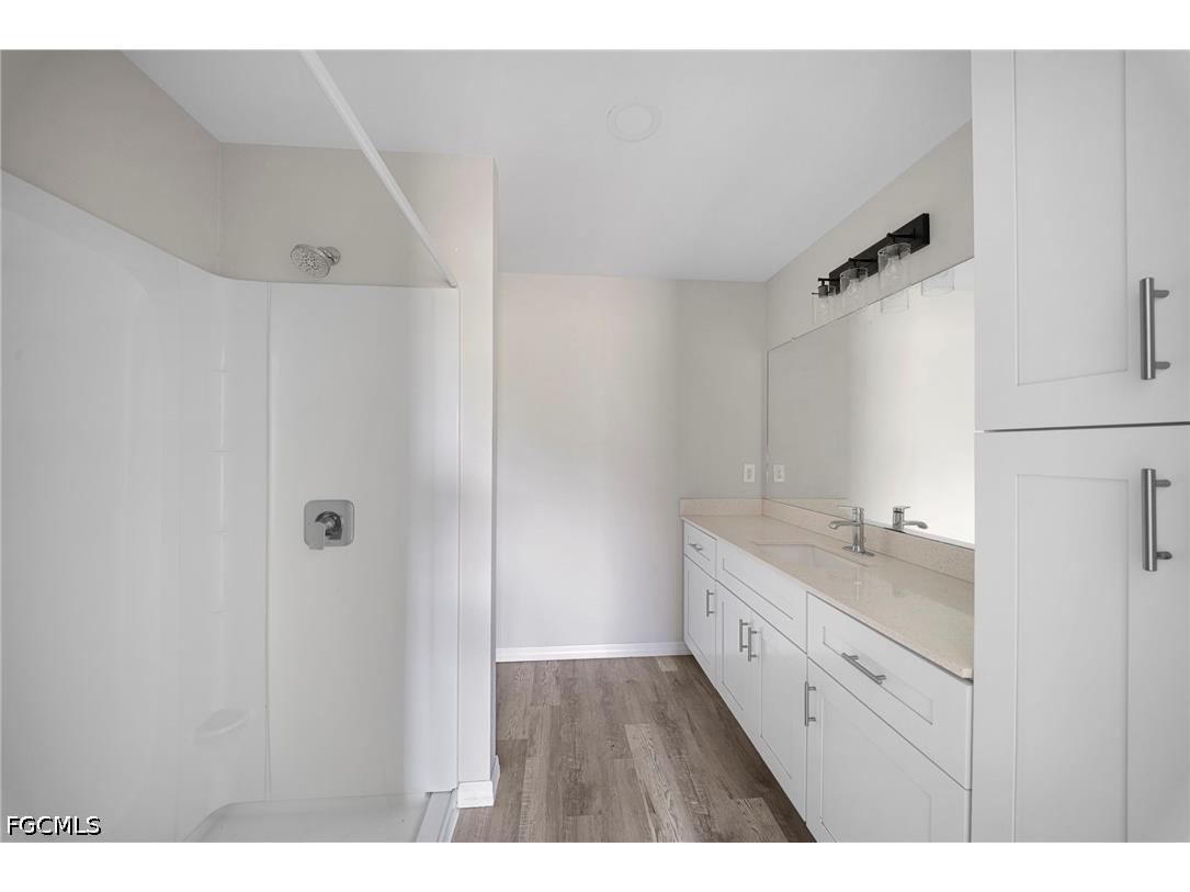 202 NW 25th Place Cape Coral FL 33993 2026021261 image26