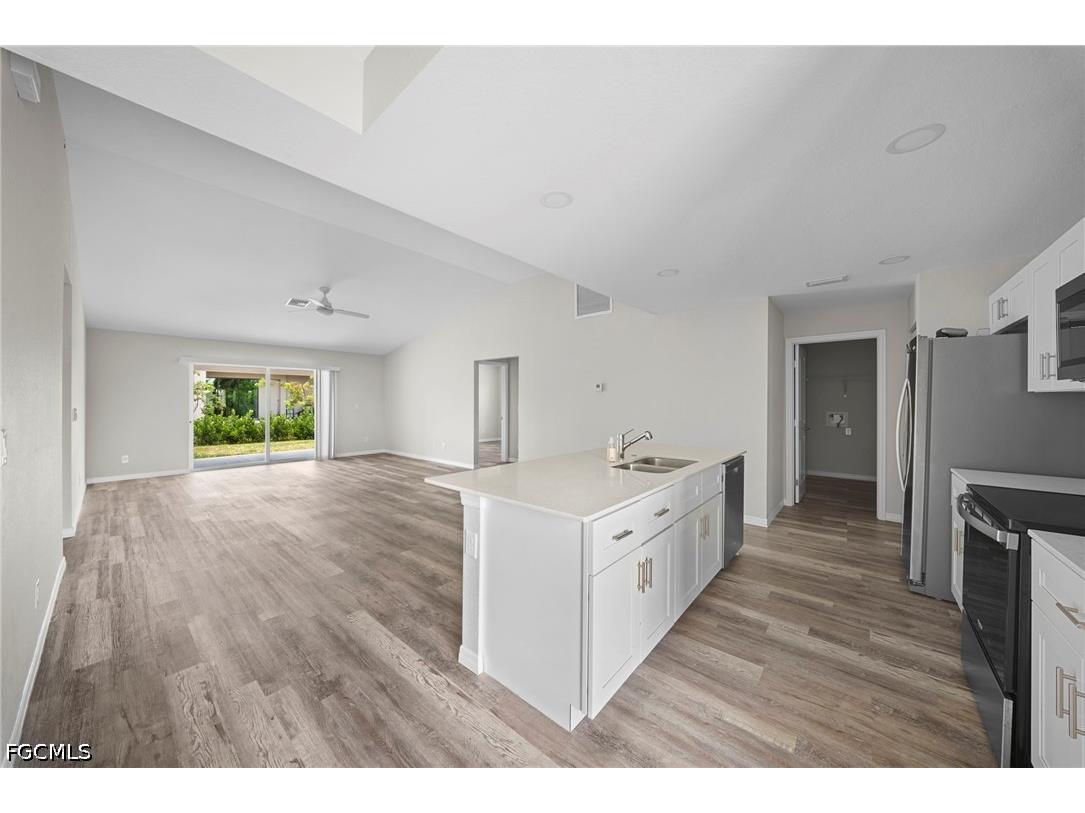 202 NW 25th Place Cape Coral FL 33993 2026021261 image5