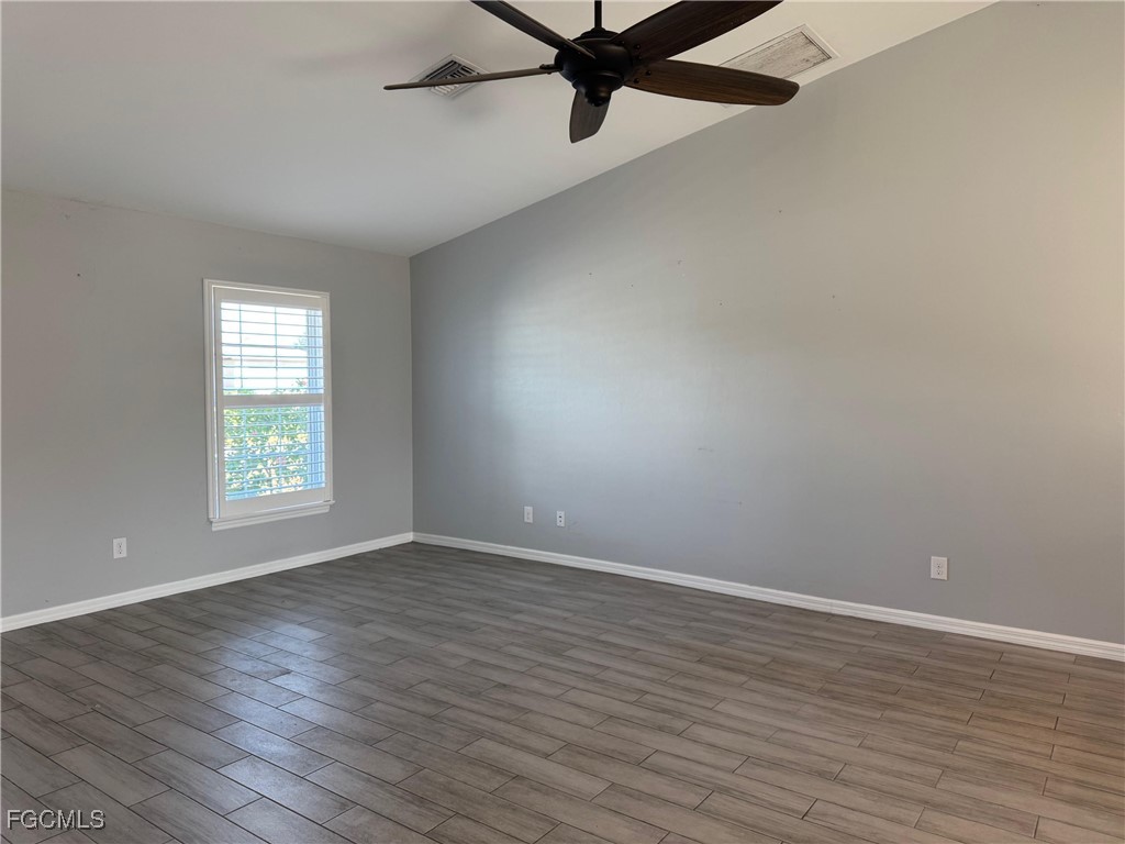 202 NW 27th Avenue Cape Coral FL 33993 2025018555 image3