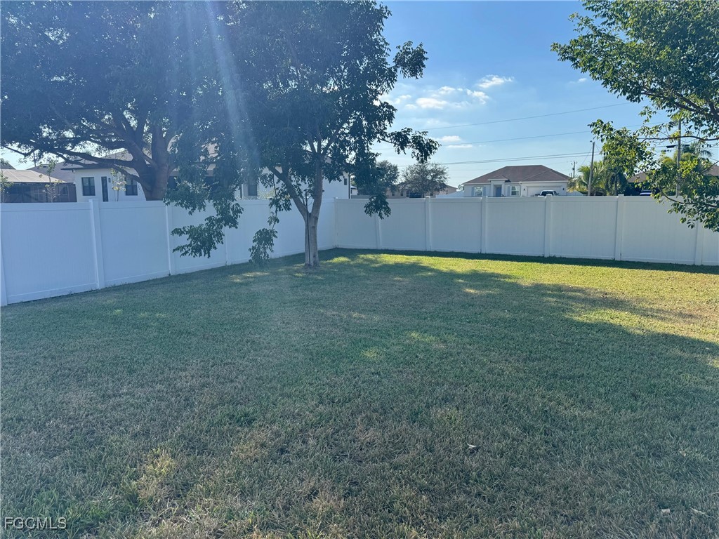 202 NW 27th Avenue Cape Coral FL 33993 2025018555 image8