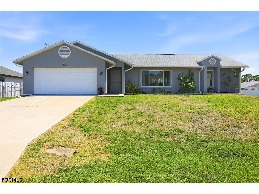 202 SE 10th Terrace Cape Coral FL 33990 2026019959 image1