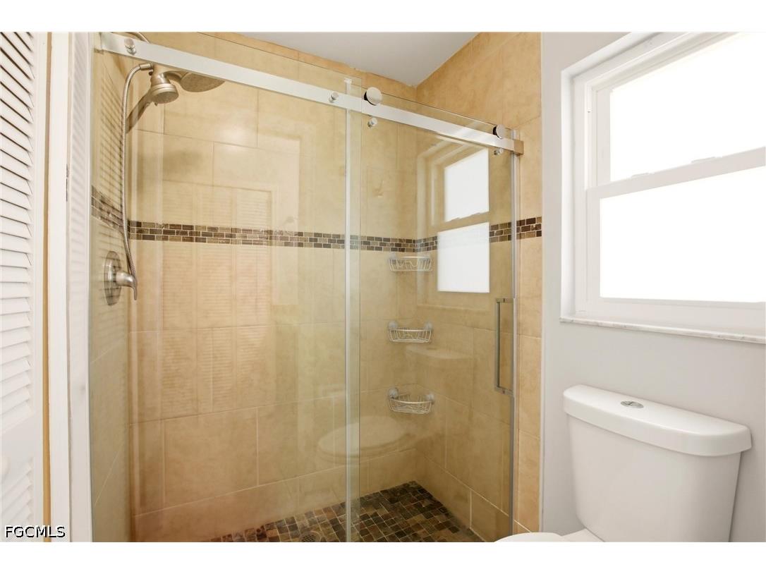 202 SE 10th Terrace Cape Coral FL 33990 2026019959 image24