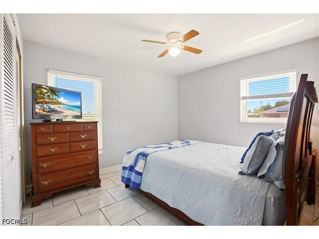 202 SE 10th Terrace Cape Coral FL 33990 2026019959 image25