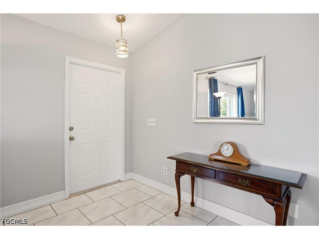 202 SE 10th Terrace Cape Coral FL 33990 2026019959 image3