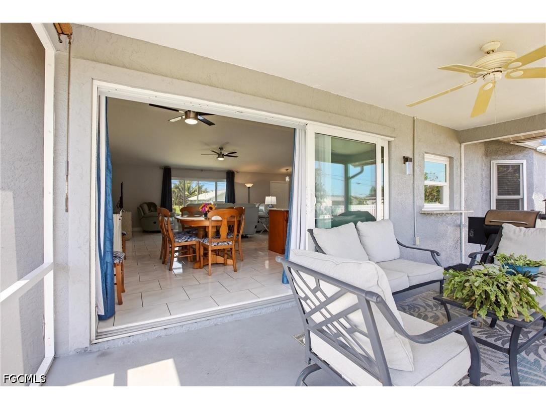 202 SE 10th Terrace Cape Coral FL 33990 2026019959 image37