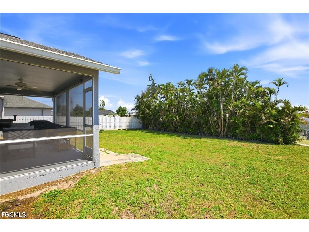 202 SE 10th Terrace Cape Coral FL 33990 2026019959 image41