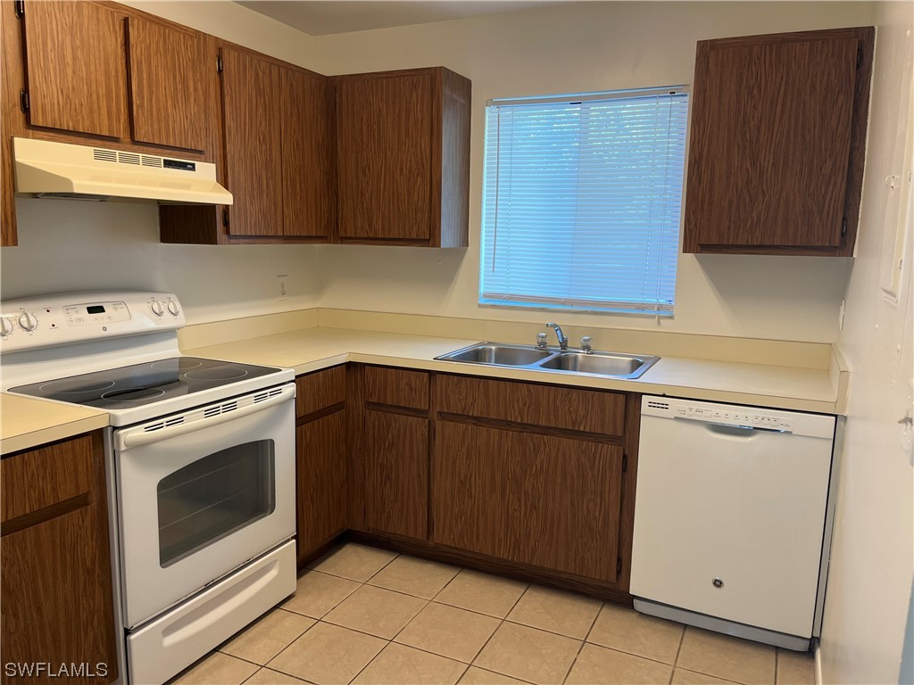 202 SE 24th Avenue #1-5 Cape Coral FL 33990 223062219 image1