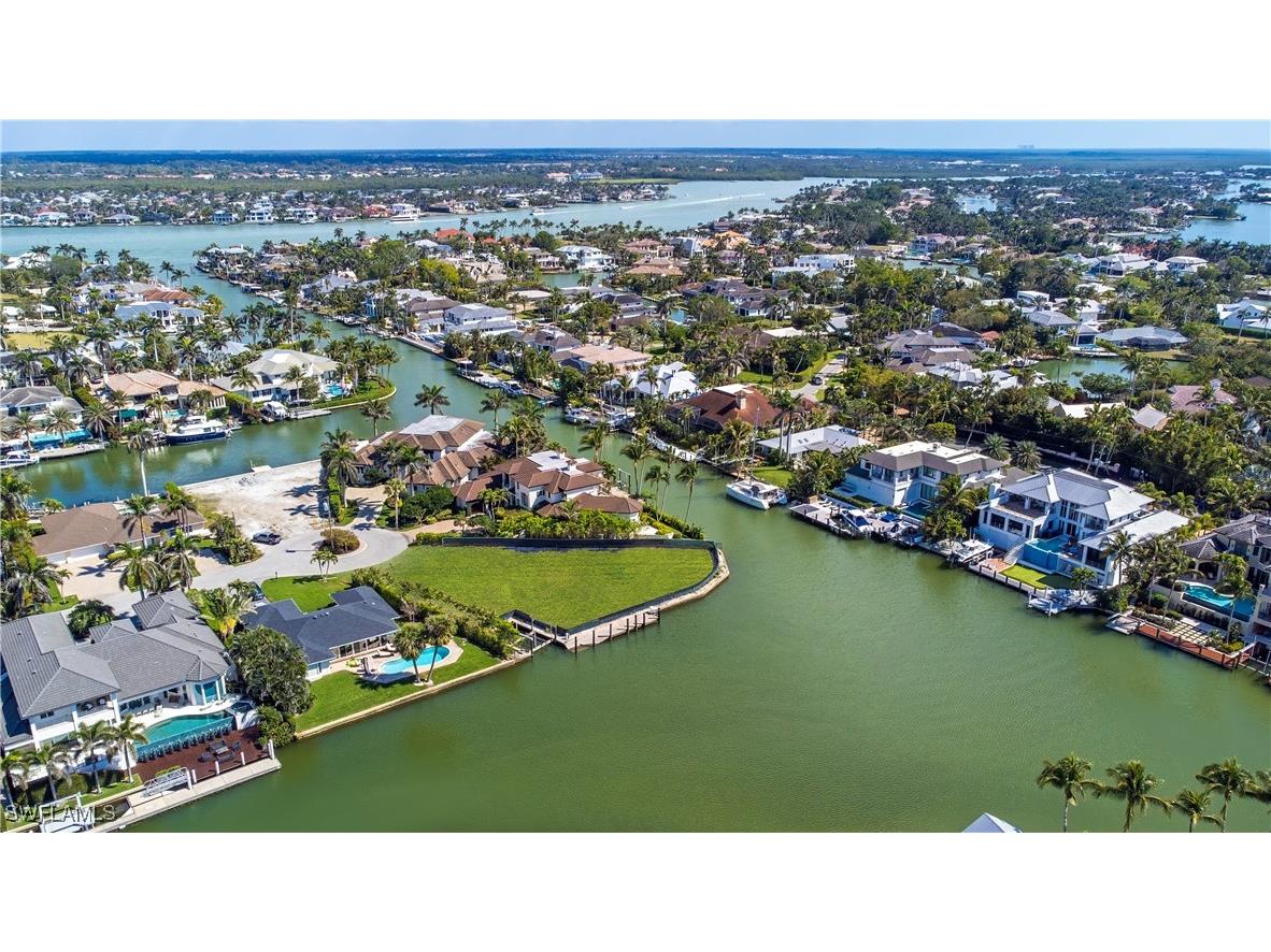 2020 5th Street S Naples FL 34102 225023056 image4