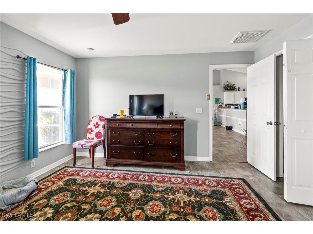 2020 NE 6th Place Cape Coral FL 33909 225080995 image18