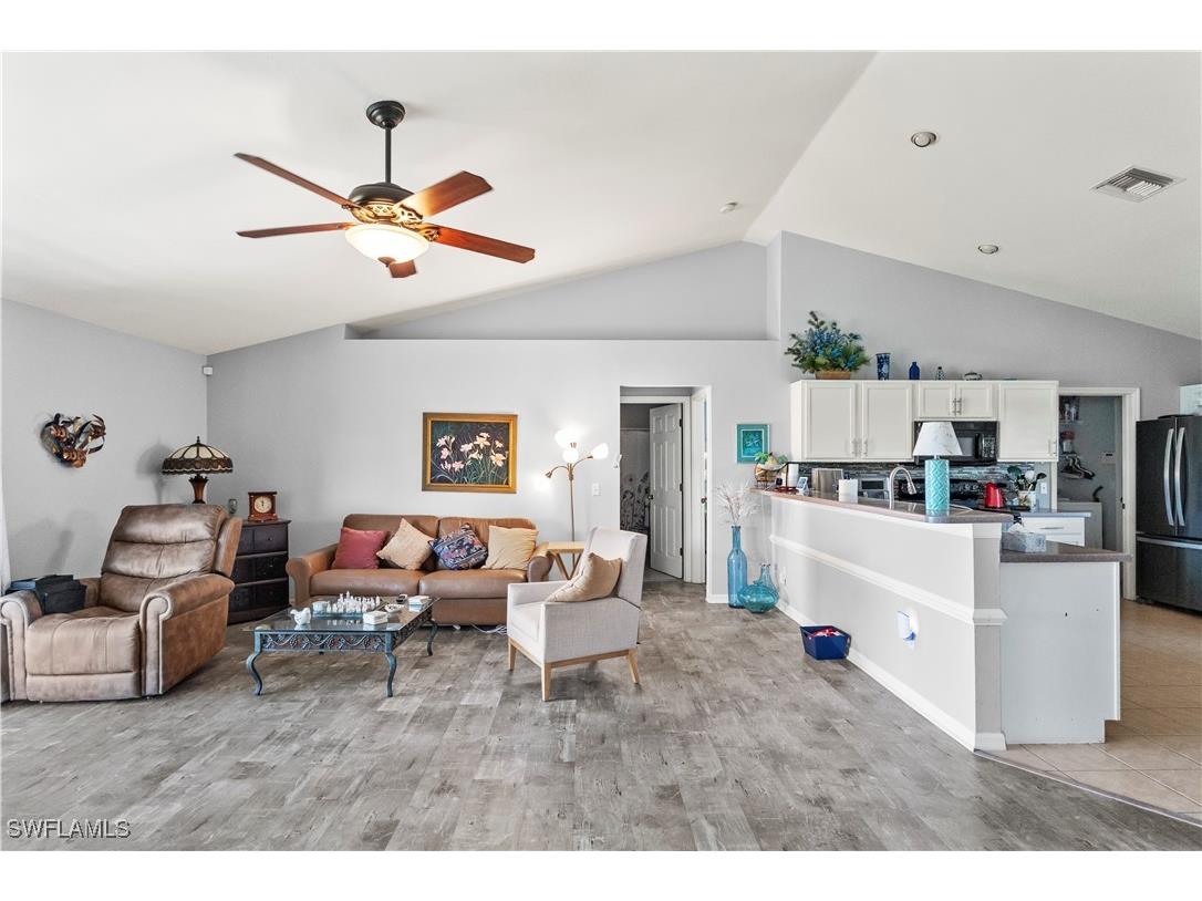 2020 NE 6th Place Cape Coral FL 33909 225080995 image6