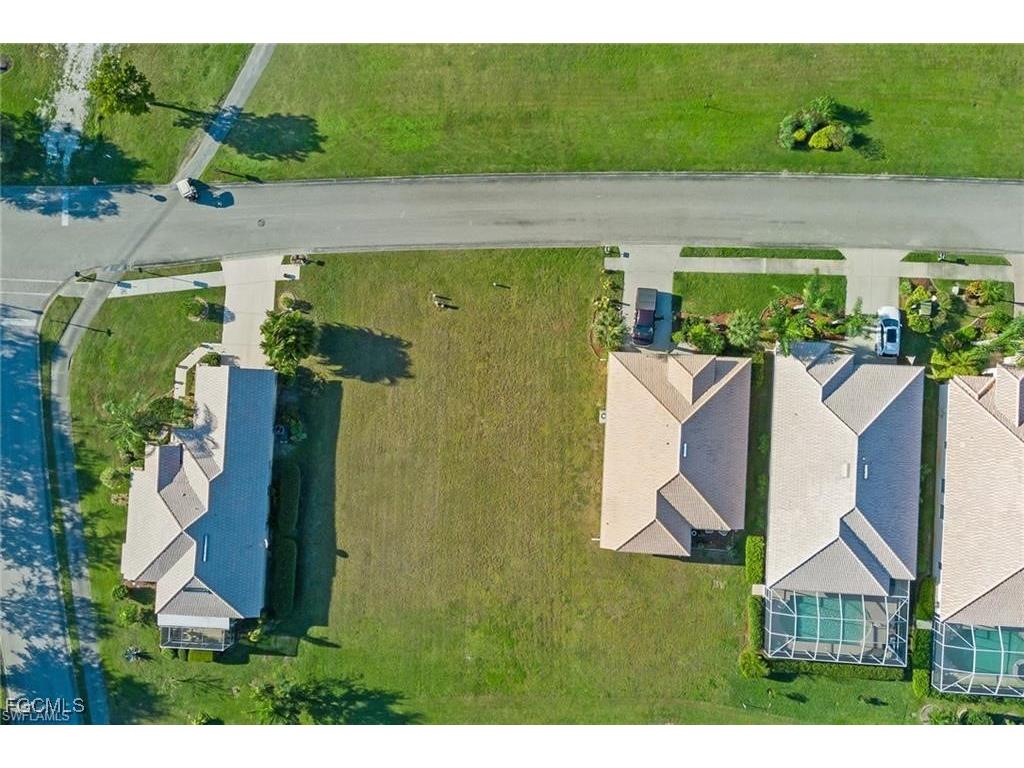 2020 Oxford Ridge Circle Lehigh Acres FL 33973 2026005835 image3