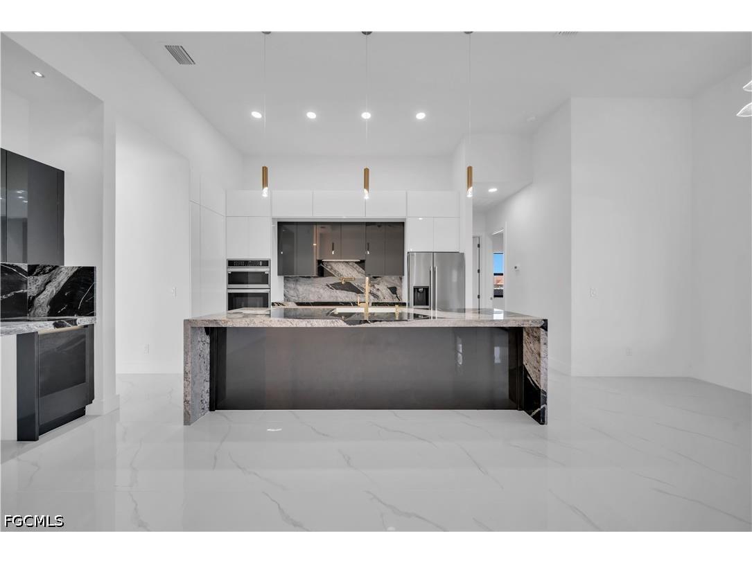2020 Santa Barbara Boulevard N Cape Coral FL 33993 2026017066 image14