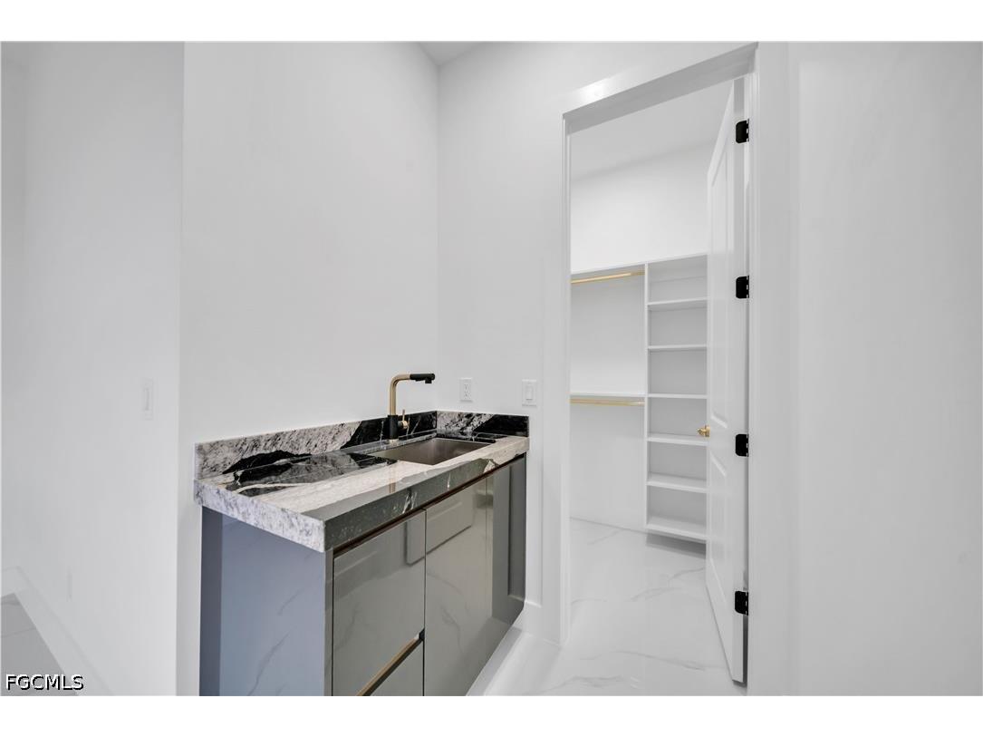 2020 Santa Barbara Boulevard N Cape Coral FL 33993 2026017066 image22