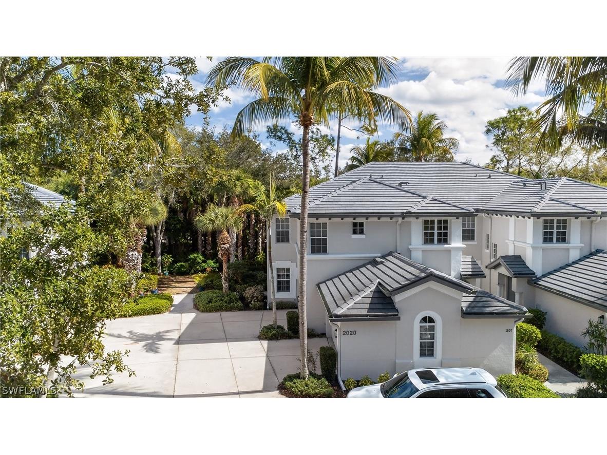 2020 Tarpon Bay Drive N #101 Naples FL 34119 226006078 image1