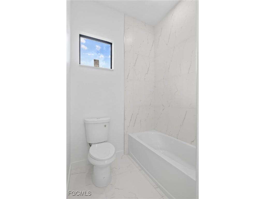 2020 Tropicana Parkway W Cape Coral FL 33993 2025016363 image19