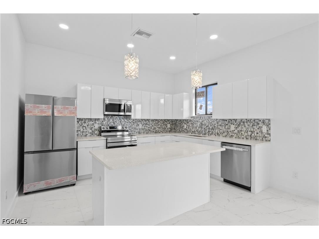 2020 Tropicana Parkway W Cape Coral FL 33993 2026014901 image19