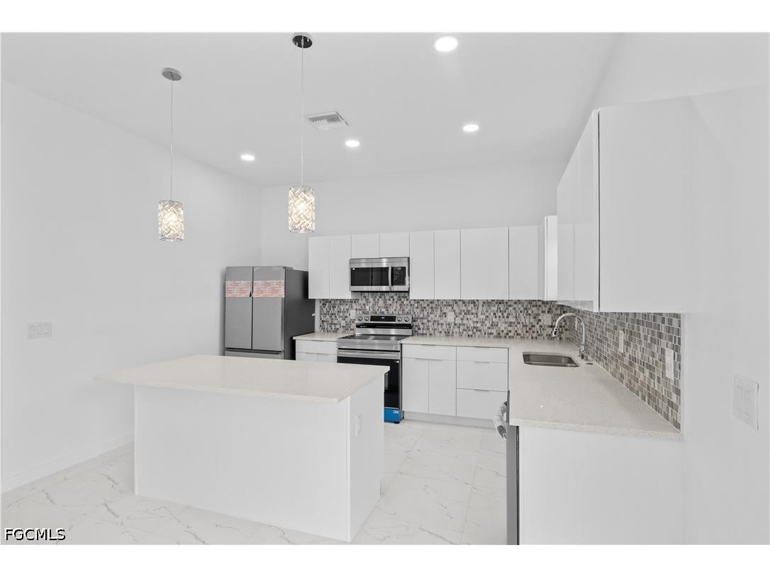 2020 Tropicana Parkway W Cape Coral FL 33993 2026014901 image21