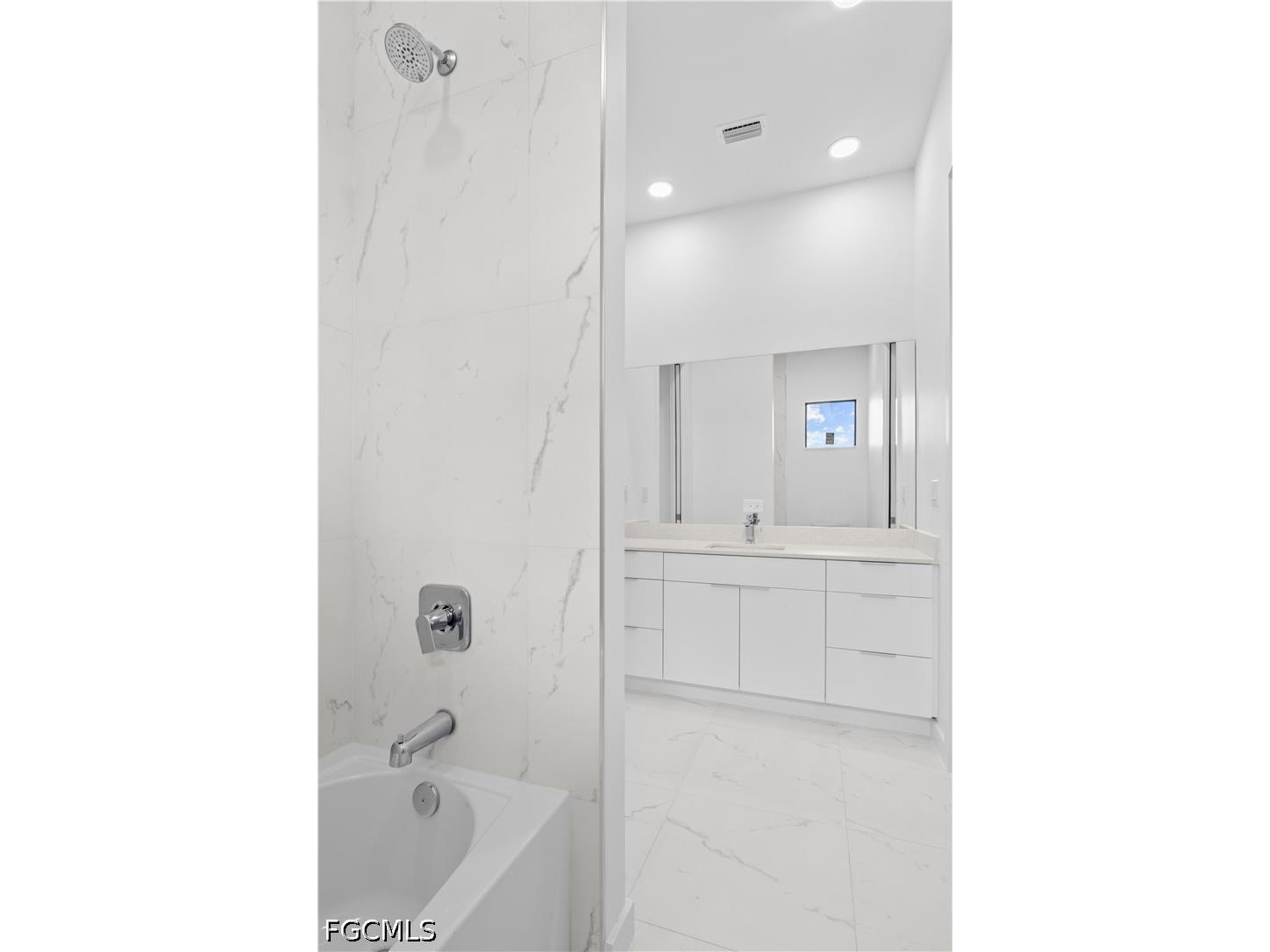 2020 Tropicana Parkway W Cape Coral FL 33993 2026014901 image32