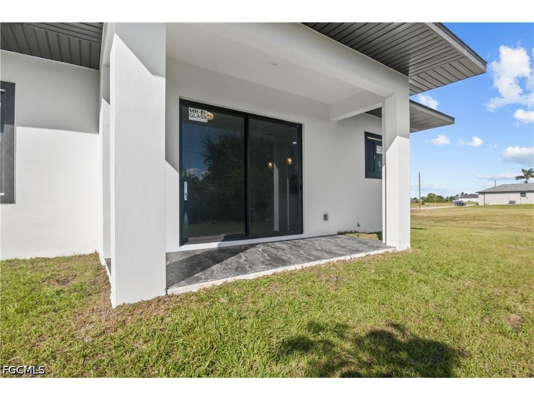 2020 Tropicana Parkway W Cape Coral FL 33993 2026014901 image7