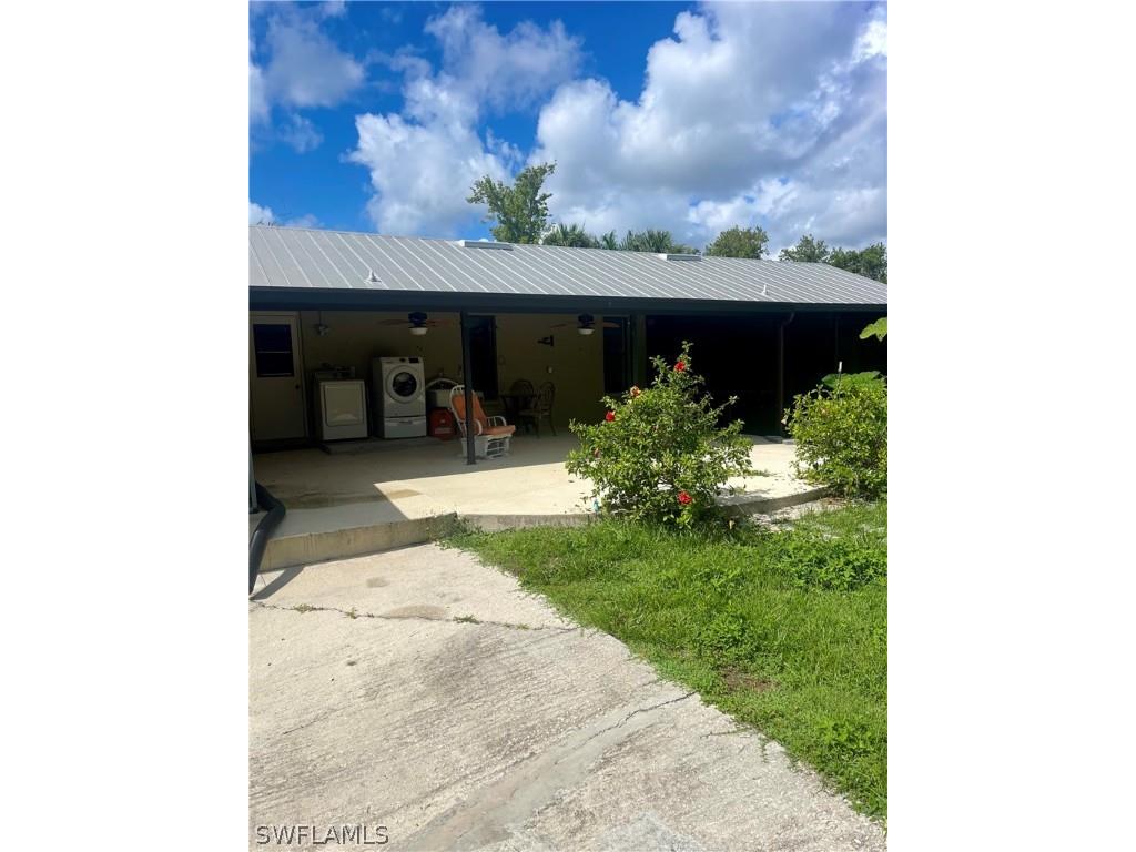 2021 16th Avenue SW Naples FL 34117 224057019 image1
