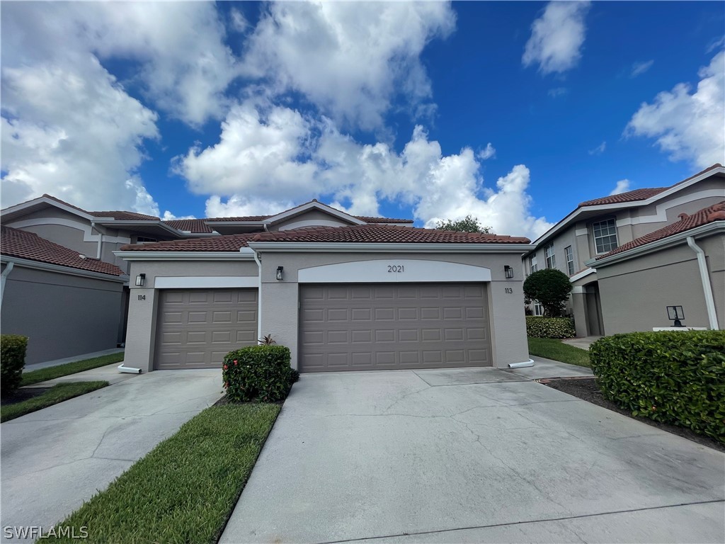 2021 Crestview Way #113 Naples FL 34119 226011192 image1