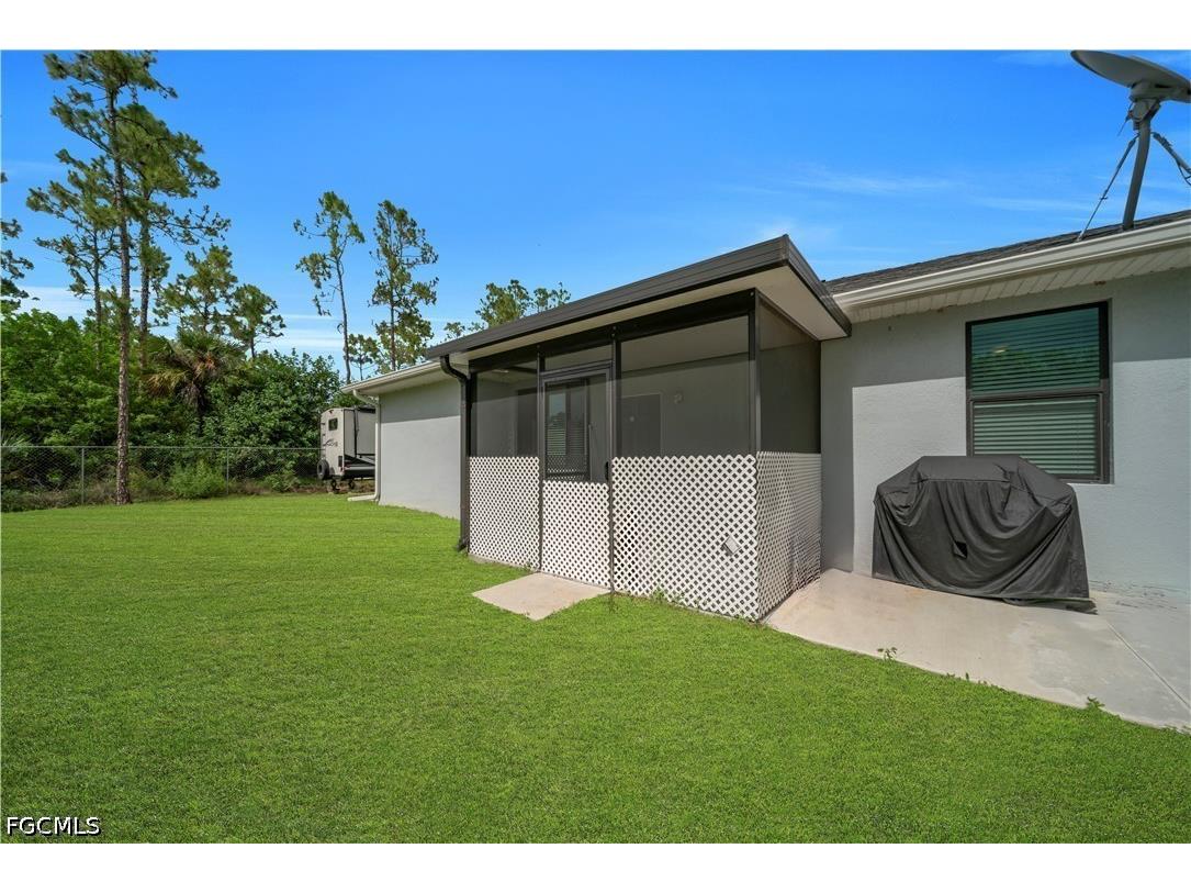 2021 Hines Avenue Alva FL 33920 2026023543 image8
