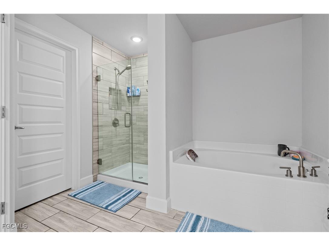 2021 NE 36th Terrace Cape Coral FL 33909 2025024127 image14