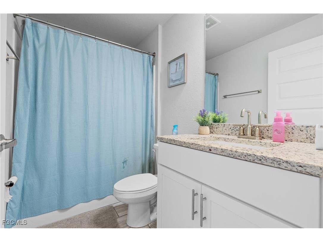 2021 NE 36th Terrace Cape Coral FL 33909 2025024127 image18