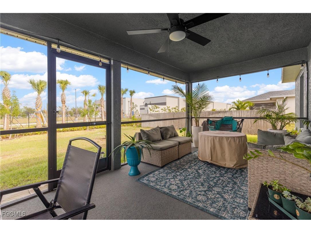 2021 NE 36th Terrace Cape Coral FL 33909 2025024127 image21